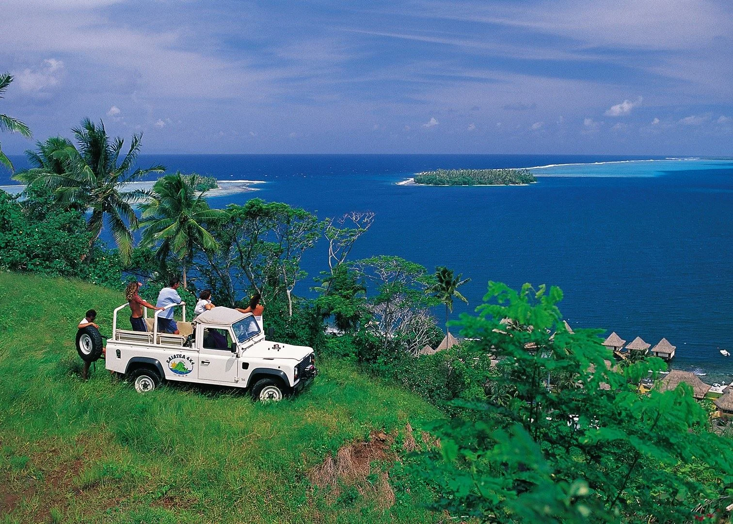 Scenic Exploration of Tahaa